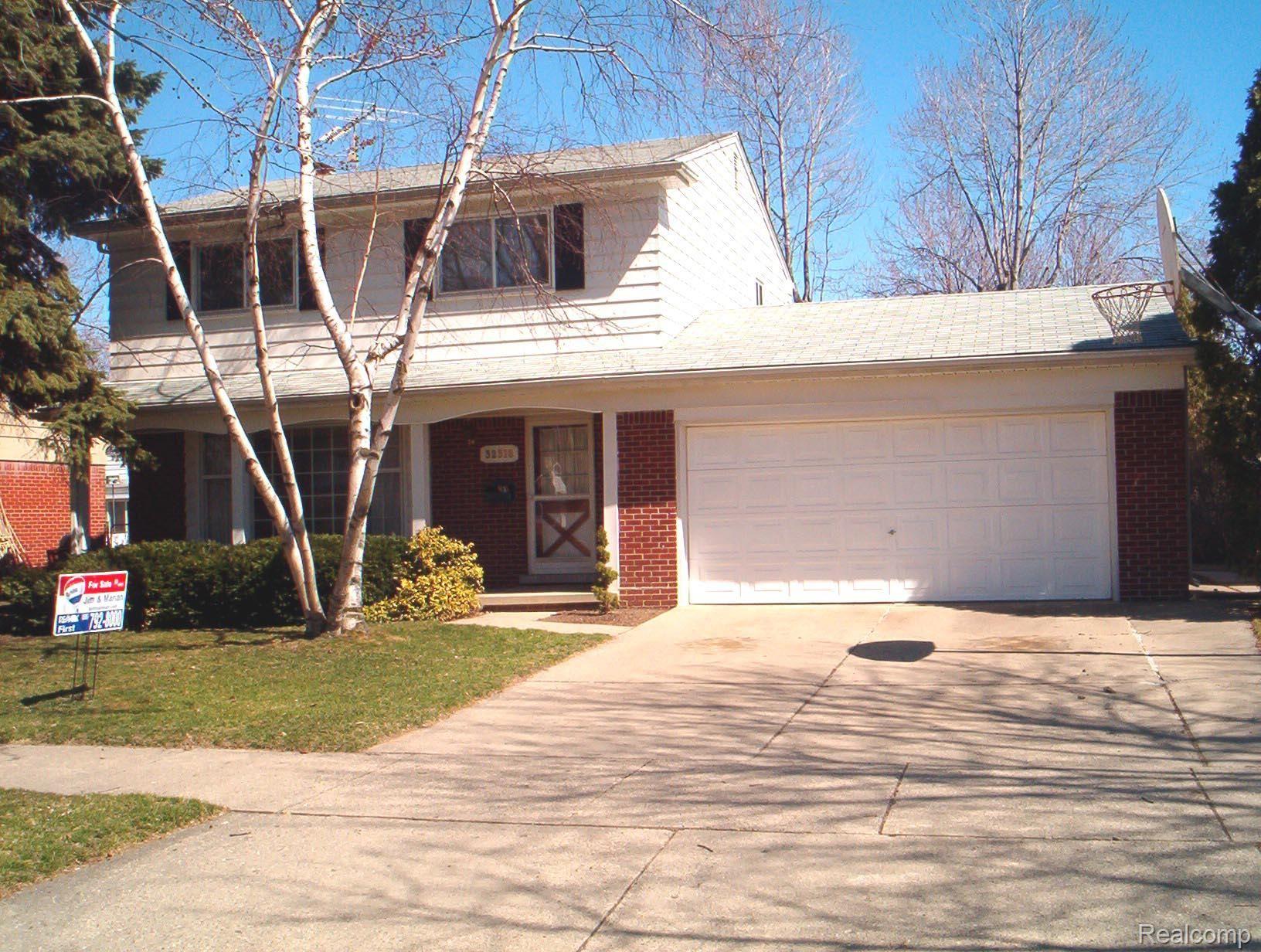32318 Woody Road Fraser, MI 48026 - Photo 1 of 1 Front View