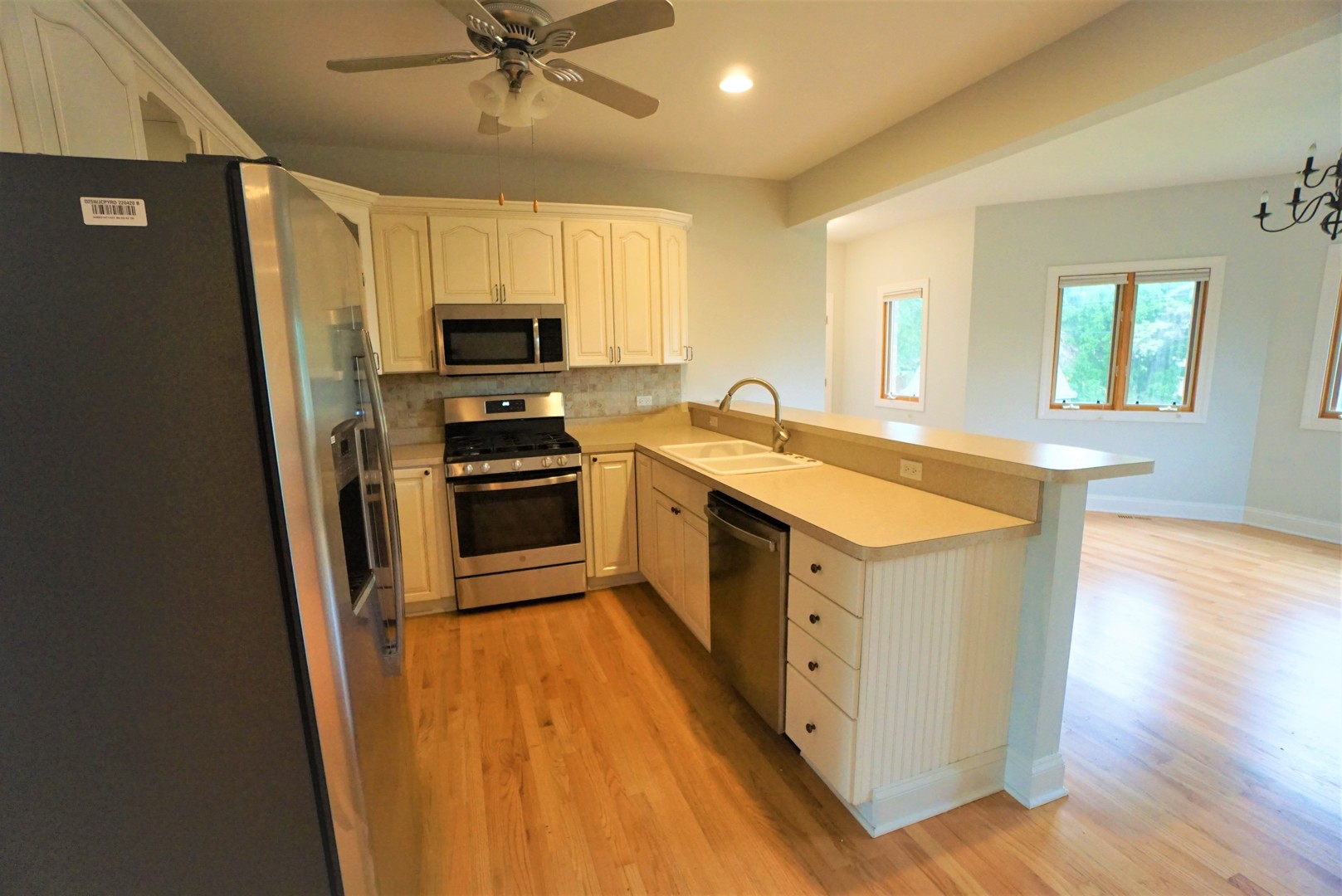 5924 107th Place Chicago Ridge, IL 60415 - Photo 11 of 37