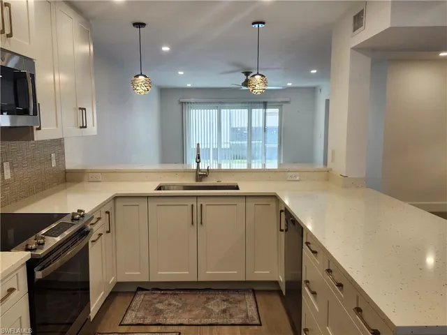 $2,350 | 144 Pebble Shores Drive, Unit 9, Naples, FL 34110