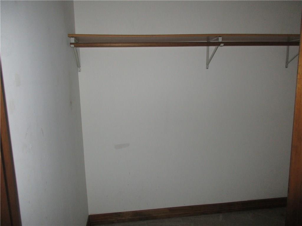 4965 West Carr Hill Road Columbus, IN 47201 - Photo 13 of 25 Gallery Image 13