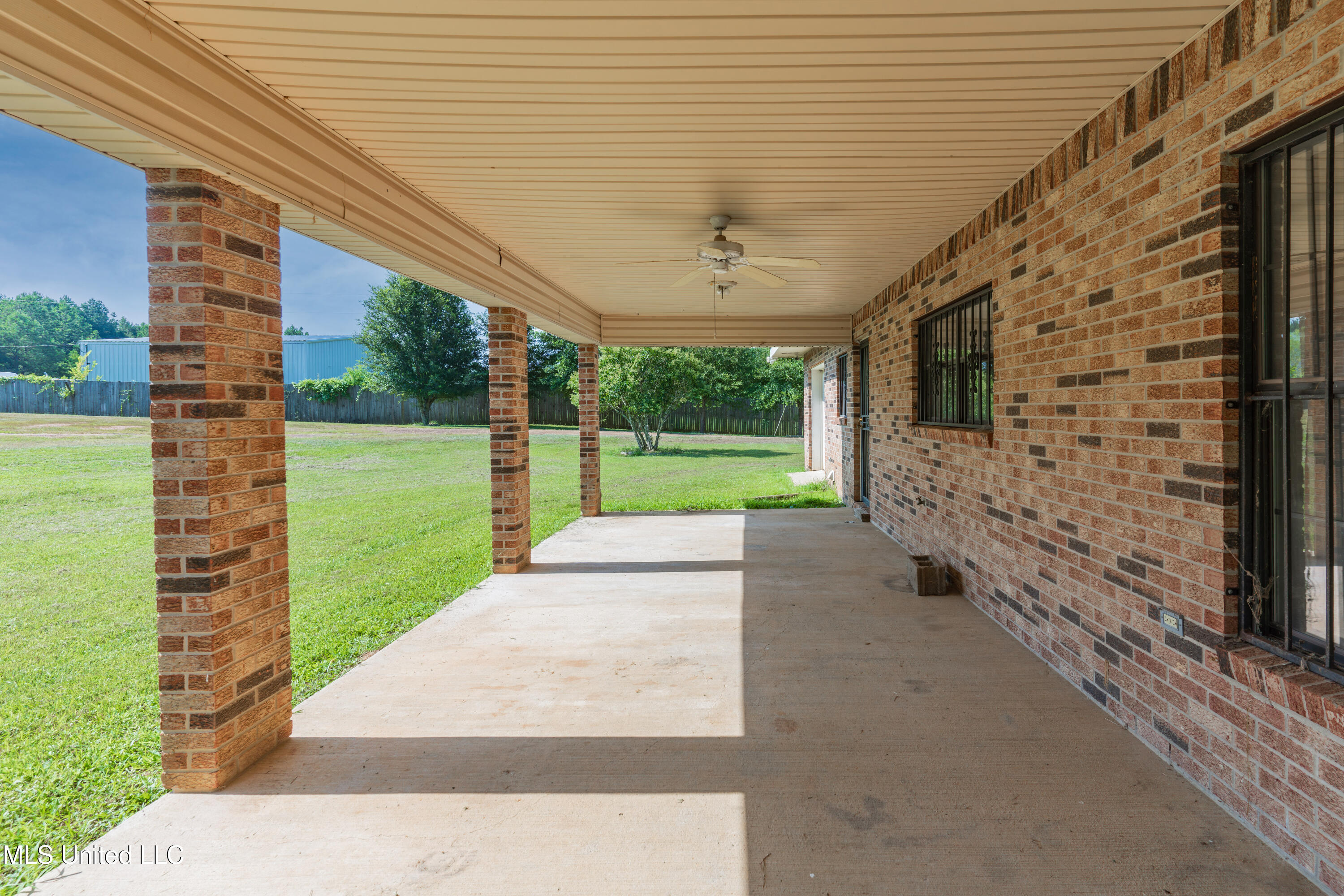 5232 Old Byram Road Byram, MS 39272 - Photo 61 of 77 61-Back