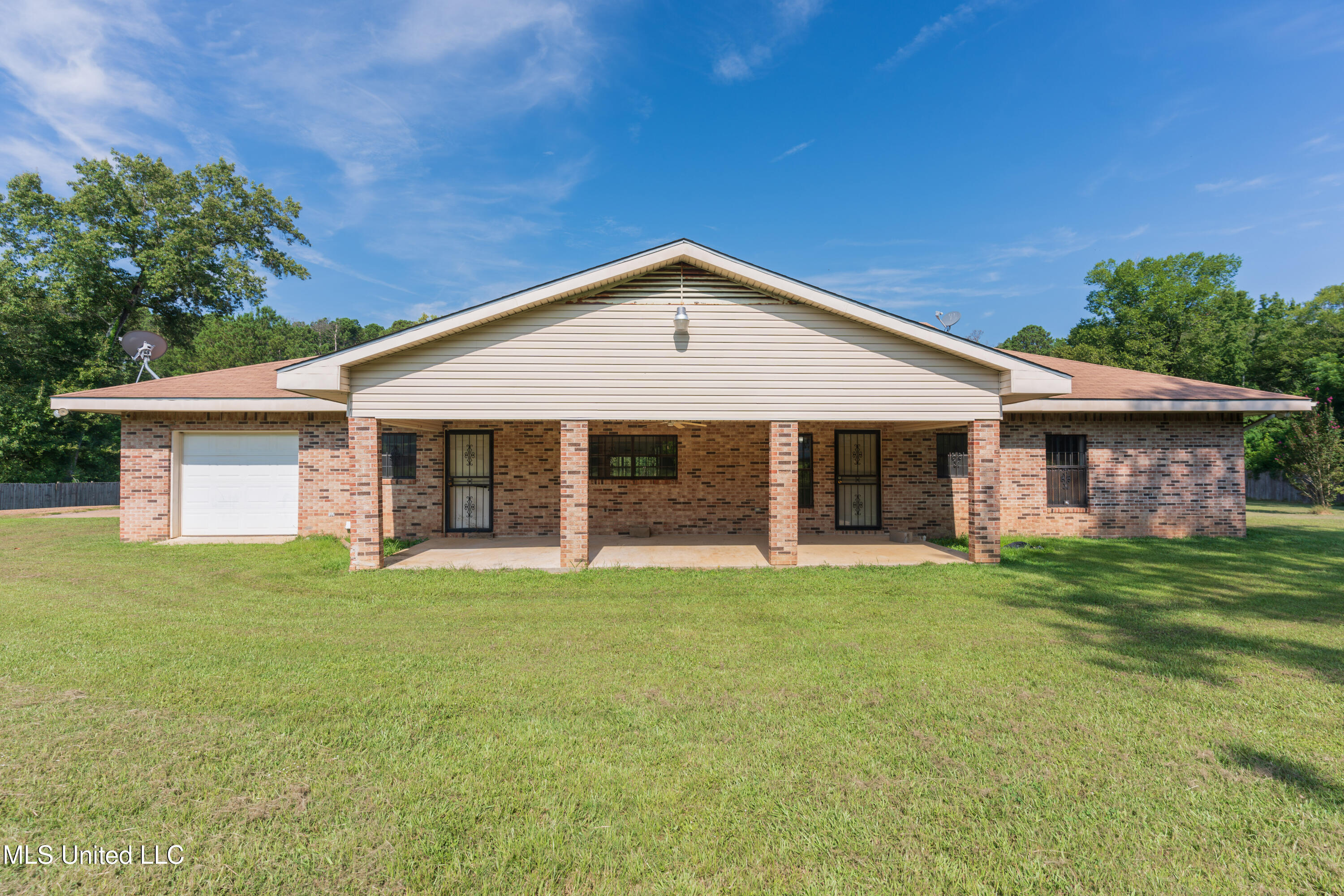 5232 Old Byram Road Byram, MS 39272 - Photo 64 of 77 64-Back