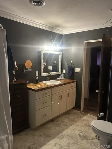 $289,900 | 1059 North Cherry Street, Breese, IL 62230