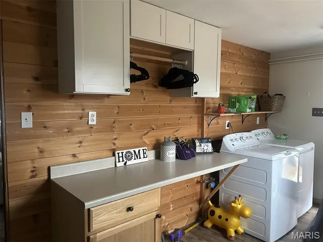 $289,900 | 1059 North Cherry Street, Breese, IL 62230