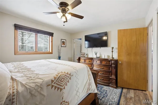 $282,000 | 1059 North Cherry Street, Breese, IL 62230