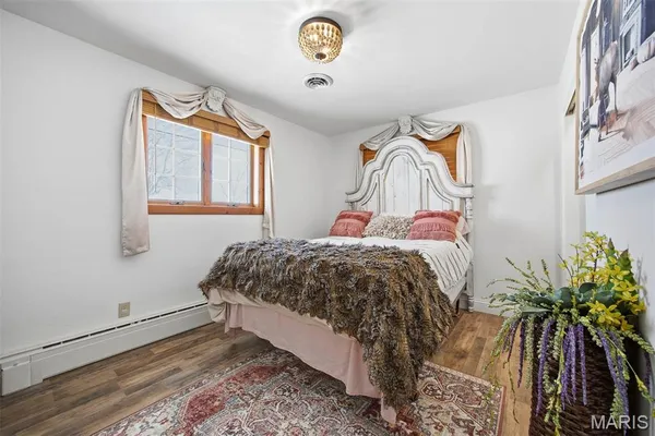 $282,000 | 1059 North Cherry Street, Breese, IL 62230