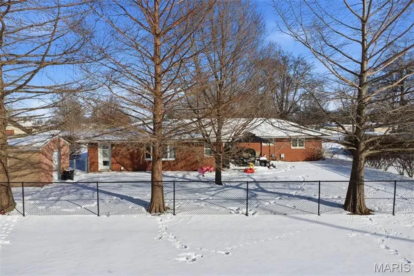 $282,000 | 1059 North Cherry Street, Breese, IL 62230