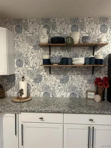 $289,900 | 1059 North Cherry Street, Breese, IL 62230