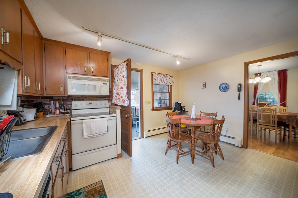 11 Highland Road Bellingham, MA 02019 - Photo 13 of 24 Gallery Image 13