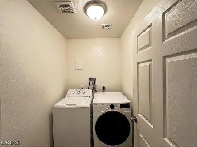 $1,180 | 6241 Bellota Drive, Unit D, Las Vegas, NV 89108