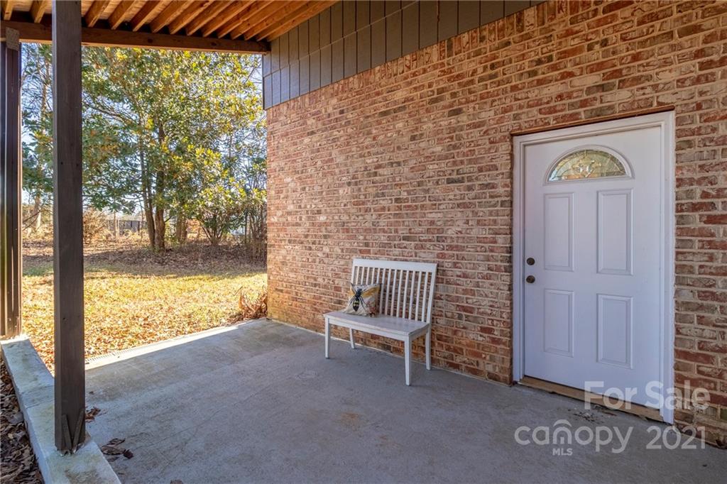 9635 Autumn Circle Davidson, NC 28036 - Photo 3 of 47