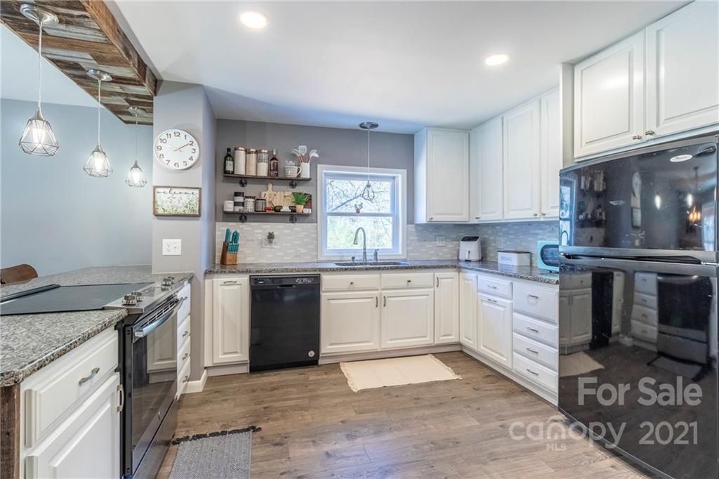 9635 Autumn Circle Davidson, NC 28036 - Photo 10 of 47