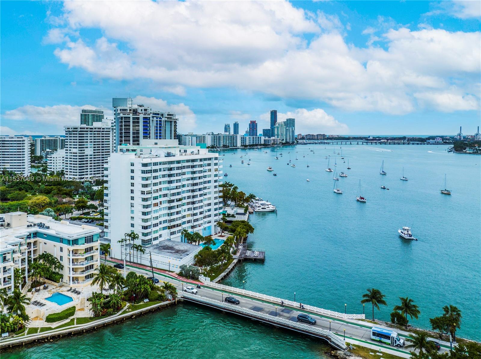 3 Island Avenue, Unit 10K Miami Beach, FL 33139 - Photo 16 of 19 a view of a lake with building