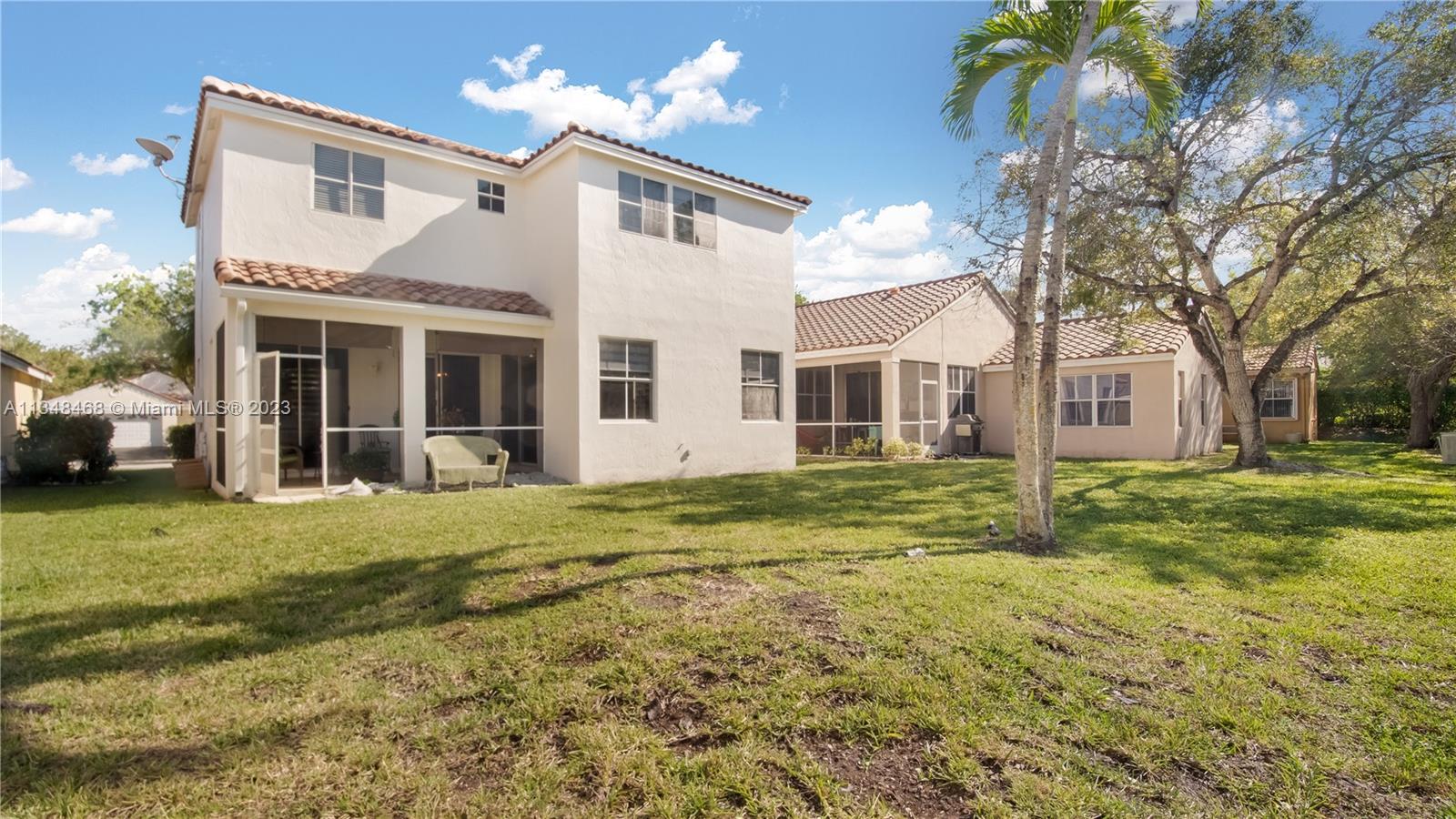 675 Falling Water Road Weston, FL 33326 - Photo 25 of 39