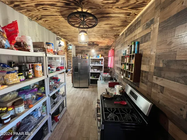 $194,900 | 47 North Humble Lane, Ash Fork, AZ 86320