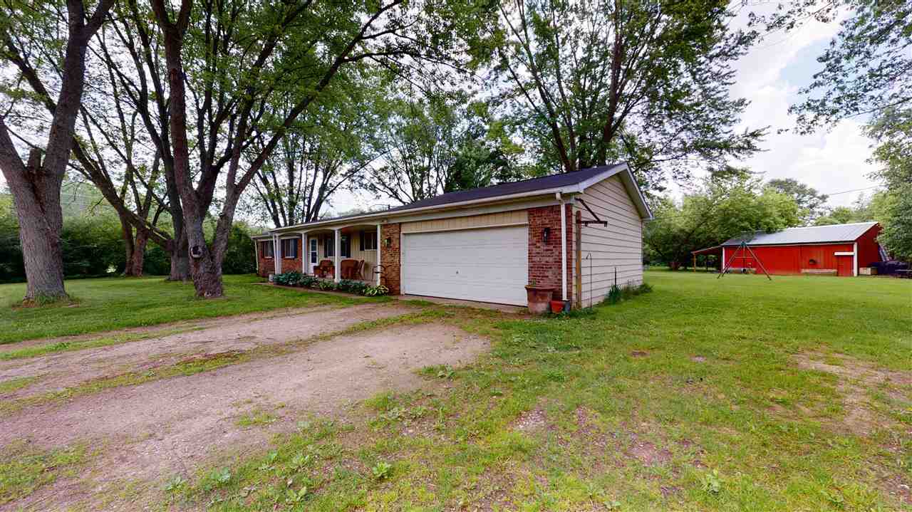 5103 Spears Road Pinckney, MI 48169 - Photo 3 of 53 Heated garage