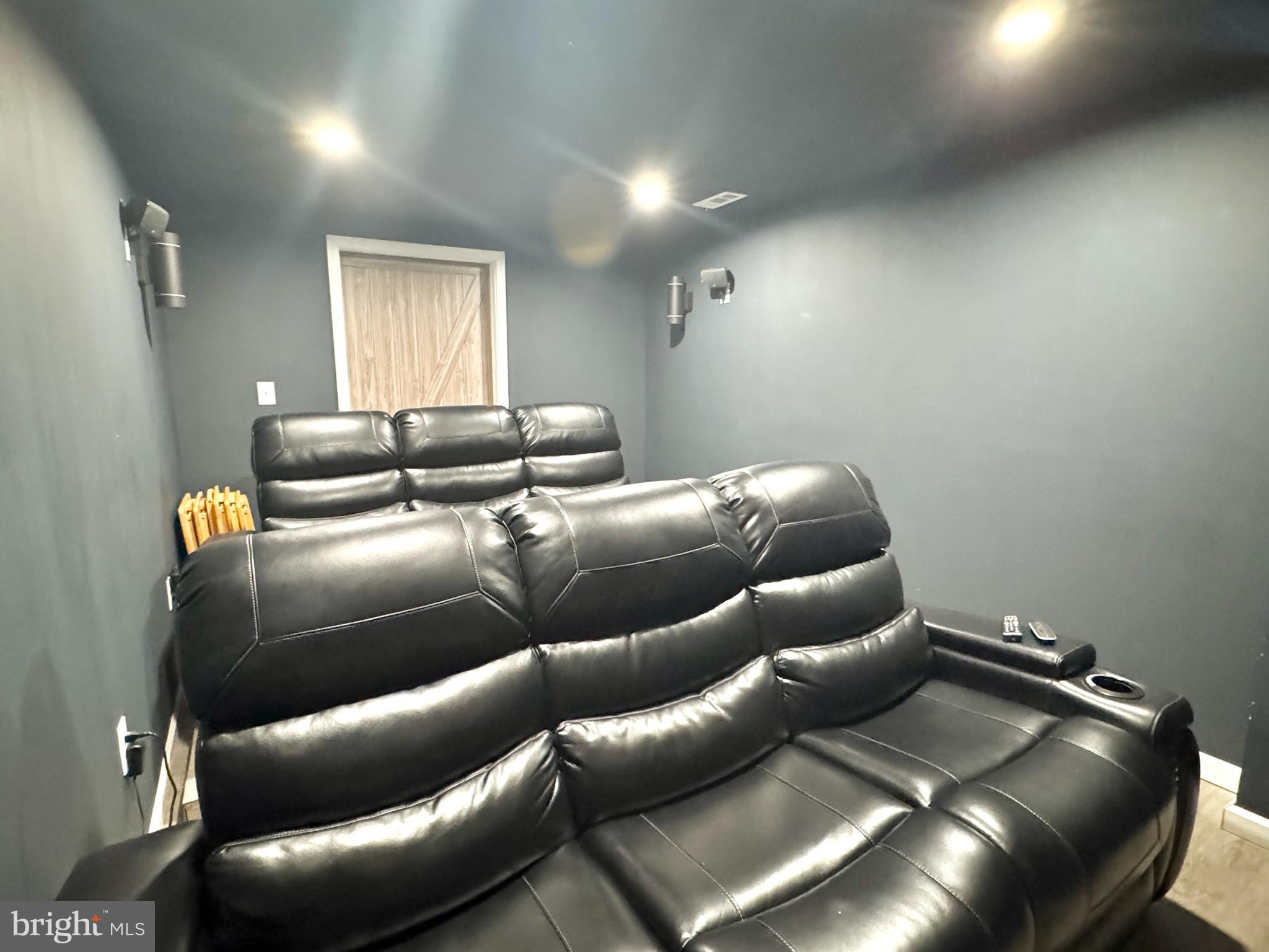 7397 New Cut Road Kingsville, MD 21087 - Photo 32 of 42 a projector room with furniture and a window