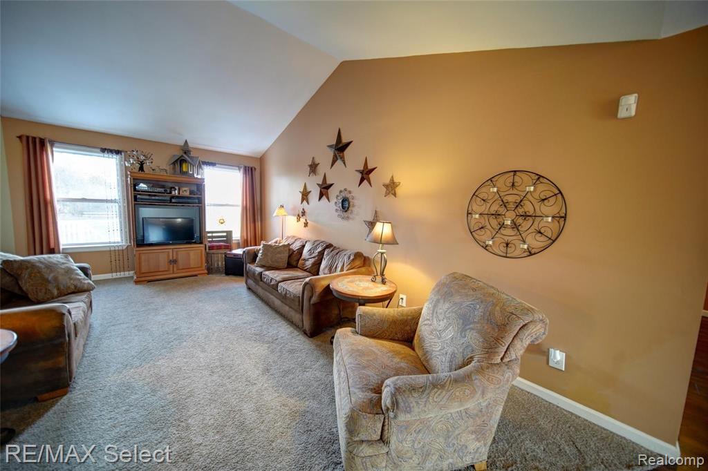 4045 East Carpenter Road Flint, MI 48506 - Photo 18 of 50