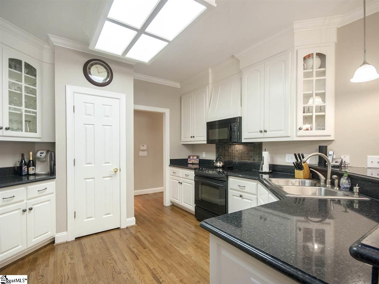 729 Carriage Hill Road Simpsonville, SC 29681 - Photo 12 of 36 Gallery Image 12