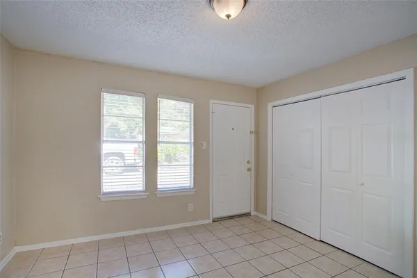 $1,200 | 708 North Cooper Street, Unit 710, Arlington, TX 76011