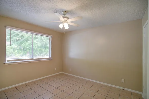 $1,200 | 708 North Cooper Street, Unit 710, Arlington, TX 76011