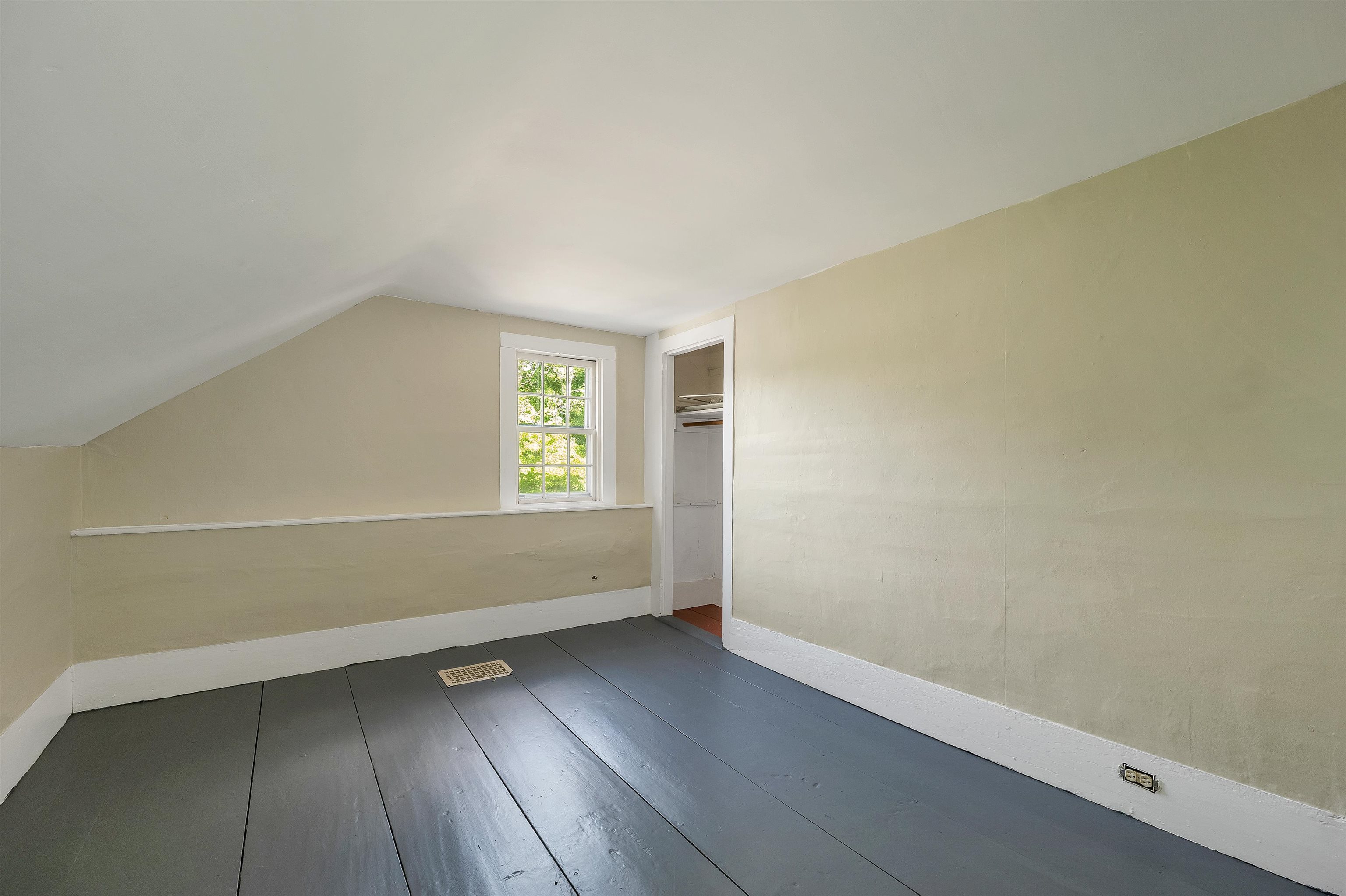 107 Town House Road New Hampton, NH 03256 - Photo 37 of 44 Gallery Image 37