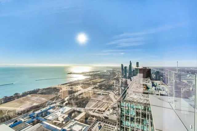 a picture of city view