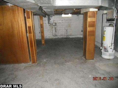 11426 Balfour Road Detroit, MI 48224 - Photo 10 of 15 20026058-9.JPG