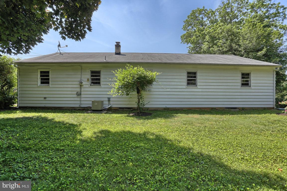 1511 Zarker Road Lancaster, PA 17601 - Photo 19 of 21