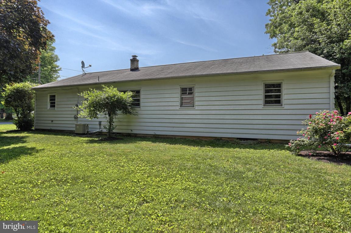 1511 Zarker Road Lancaster, PA 17601 - Photo 20 of 21