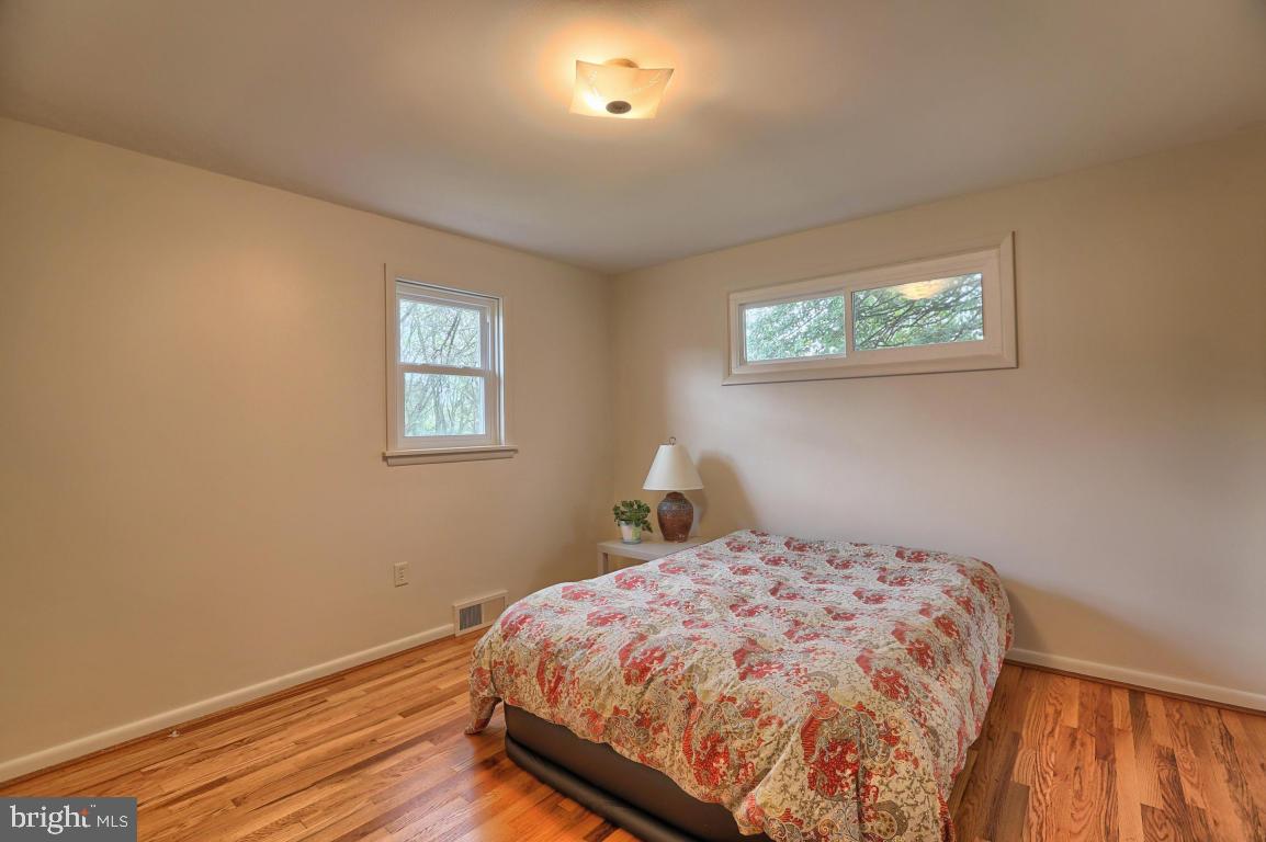 1511 Zarker Road Lancaster, PA 17601 - Photo 4 of 21