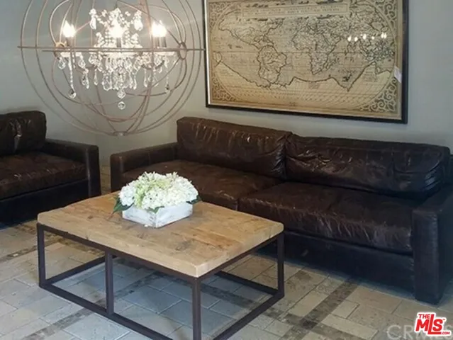 $5,495 | 11848 Kiowa Avenue, Unit 306, Los Angeles, CA 90049