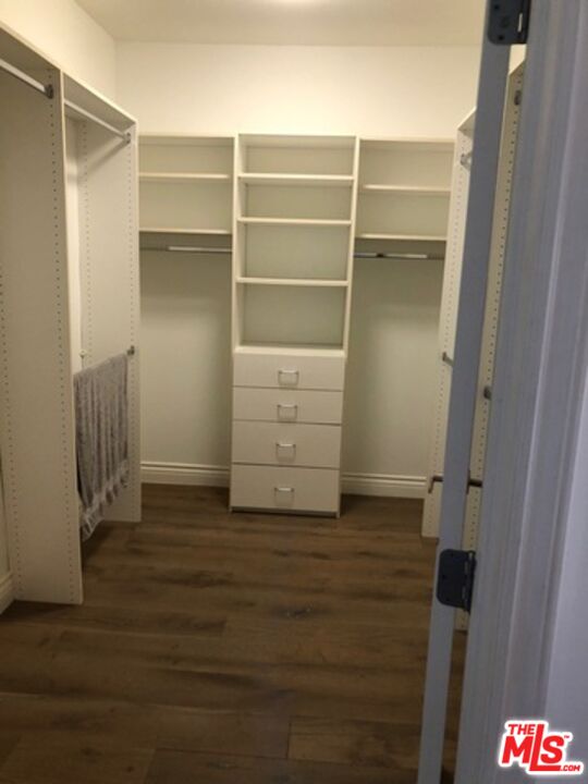 11848 Kiowa Avenue, Unit 306 Los Angeles, CA 90049 - Photo 8 of 18