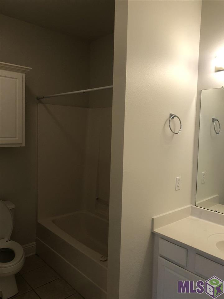5153 Etta Street, Unit 1D Baton Rouge, LA 70820 - Photo 8 of 16