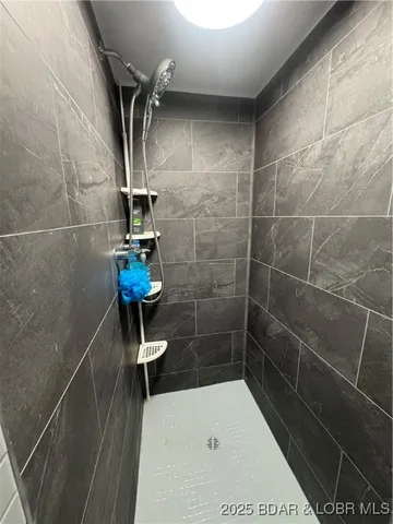 $210,000 | 30052 Meadow Drive, Rocky Mount, MO 65072