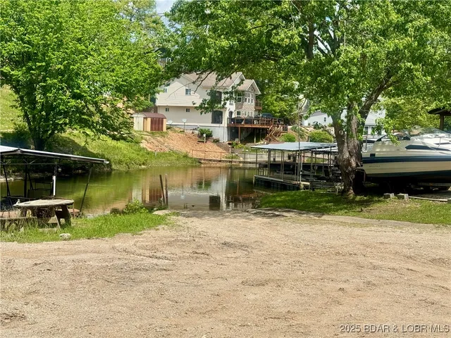 $210,000 | 30052 Meadow Drive, Rocky Mount, MO 65072