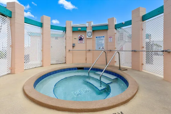 $440,000 | 701 Spanish Main Drive, Unit 574, Cudjoe, FL 33042