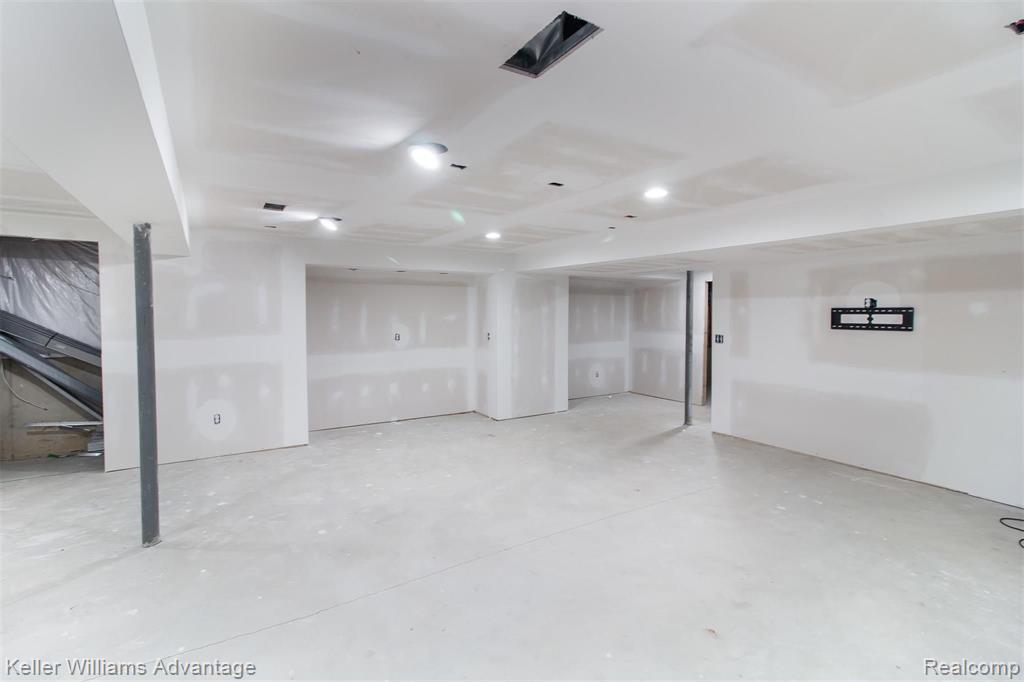 27679 Hartwick Circle Novi, MI 48374 - Photo 42 of 51