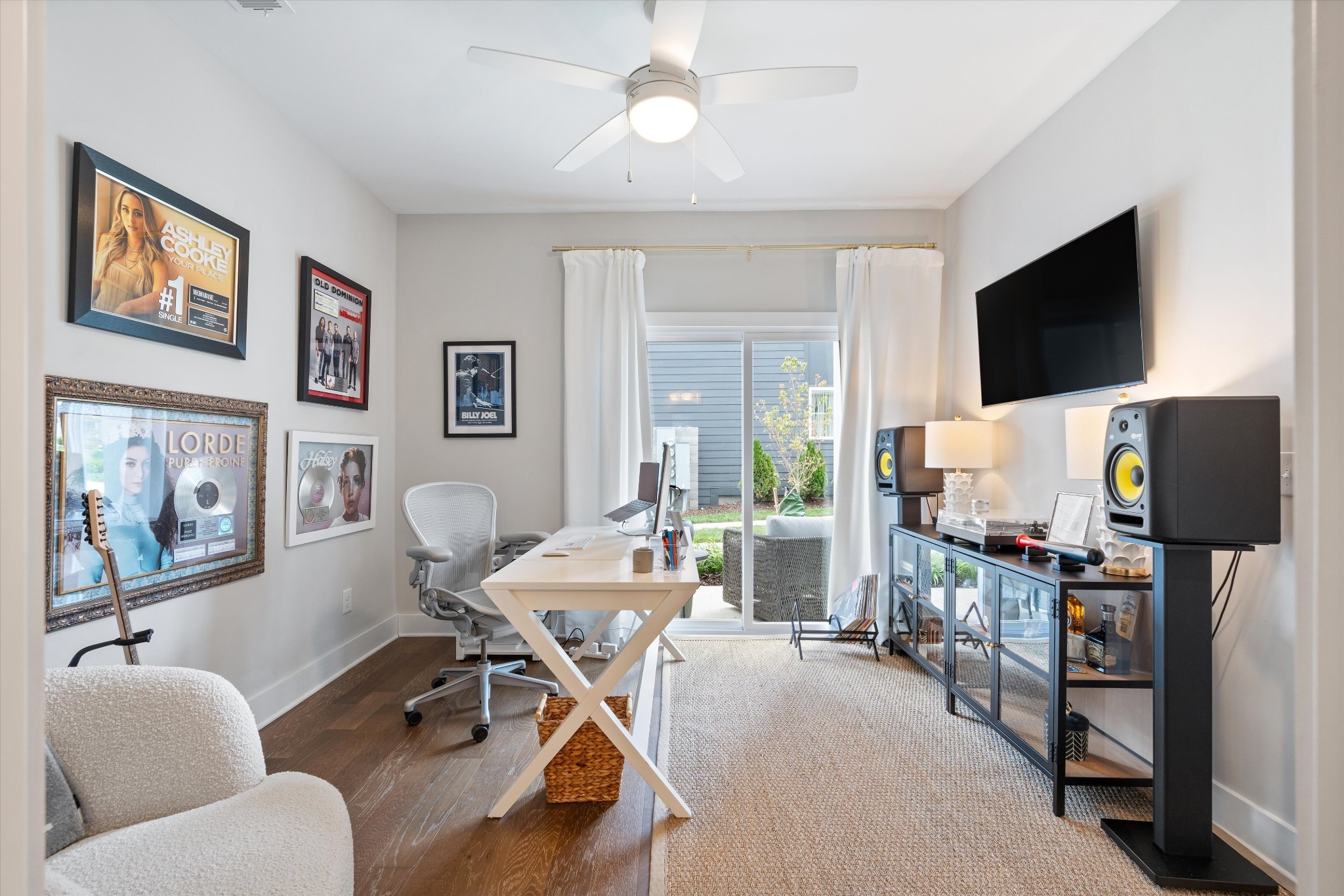 413 Becanni Lane Nashville, TN 37209 - Photo 6 of 43