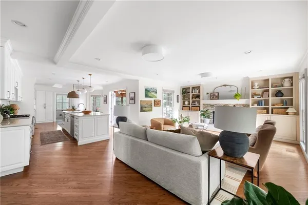 $985,000 | 760 Old Campus Trail Northeast, Atlanta, GA 30328