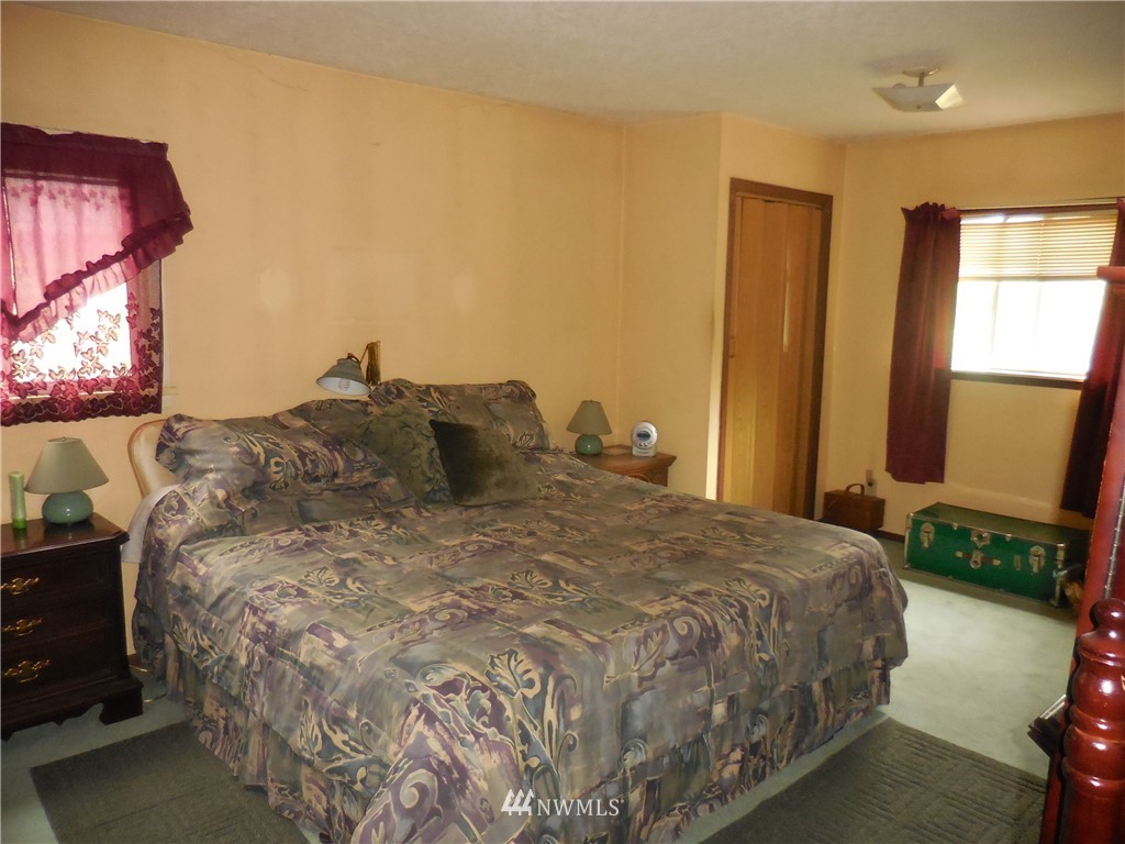5627 Bulman Road Southeast Port Orchard, WA 98366 - Photo 13 of 25 Gallery Image 13