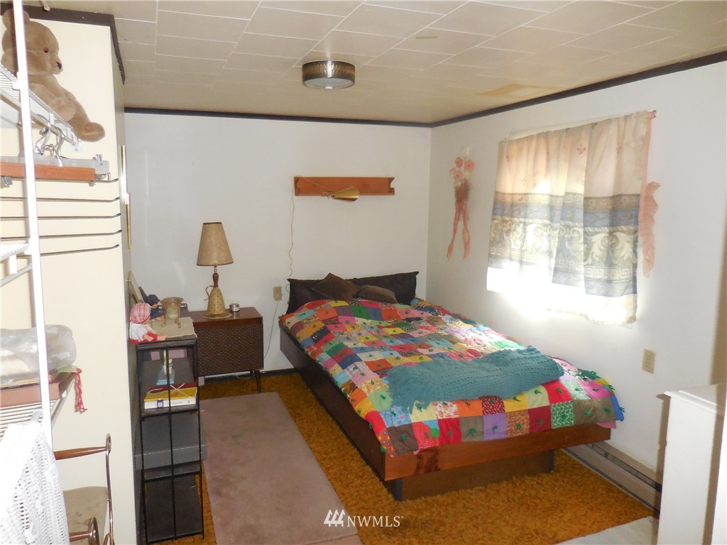 5627 Bulman Road Southeast Port Orchard, WA 98366 - Photo 17 of 25 Gallery Image 17