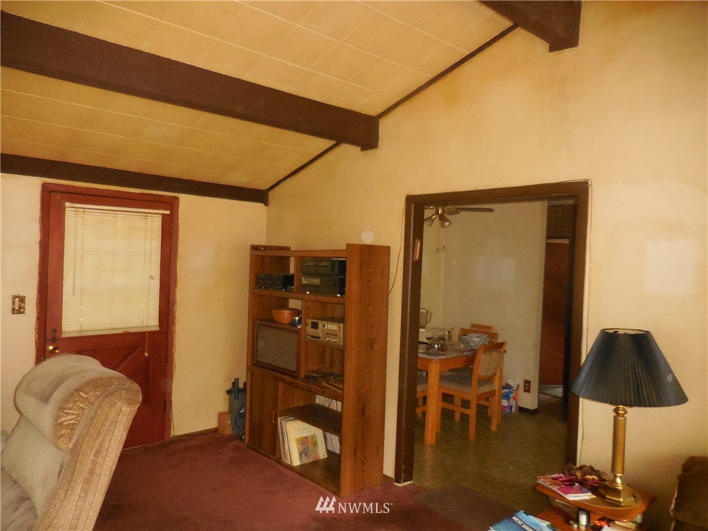 5627 Bulman Road Southeast Port Orchard, WA 98366 - Photo 8 of 25 Gallery Image 8