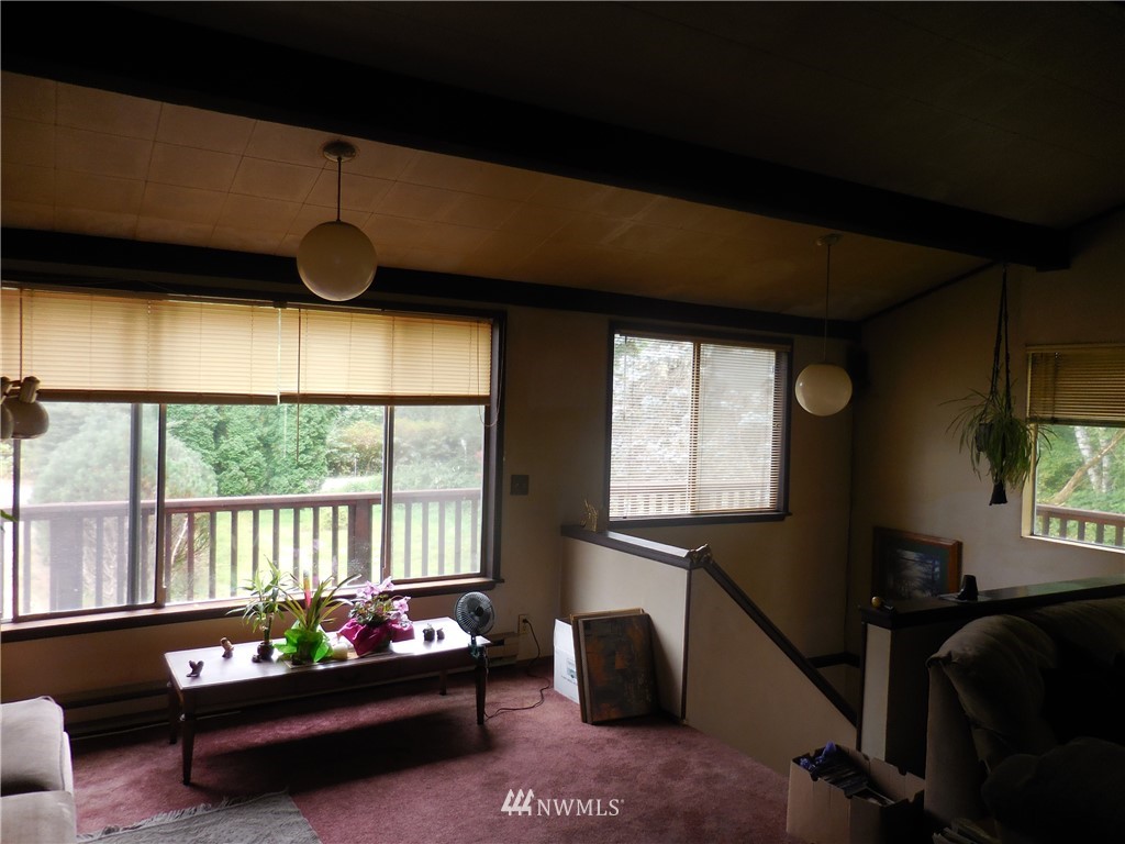 5627 Bulman Road Southeast Port Orchard, WA 98366 - Photo 9 of 25 Gallery Image 9