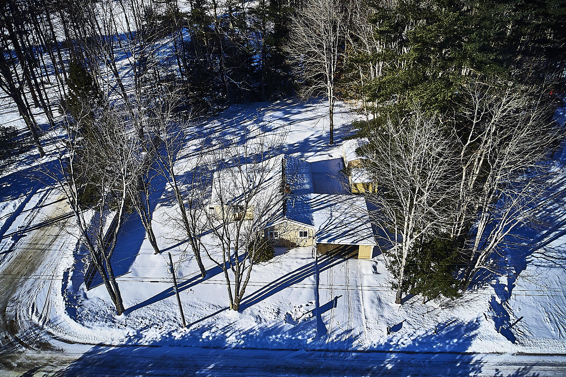 124 Tedford Road Topsham, ME 04086 - Photo 22 of 27 Topsham-derek-goff-caffeine-creative-29