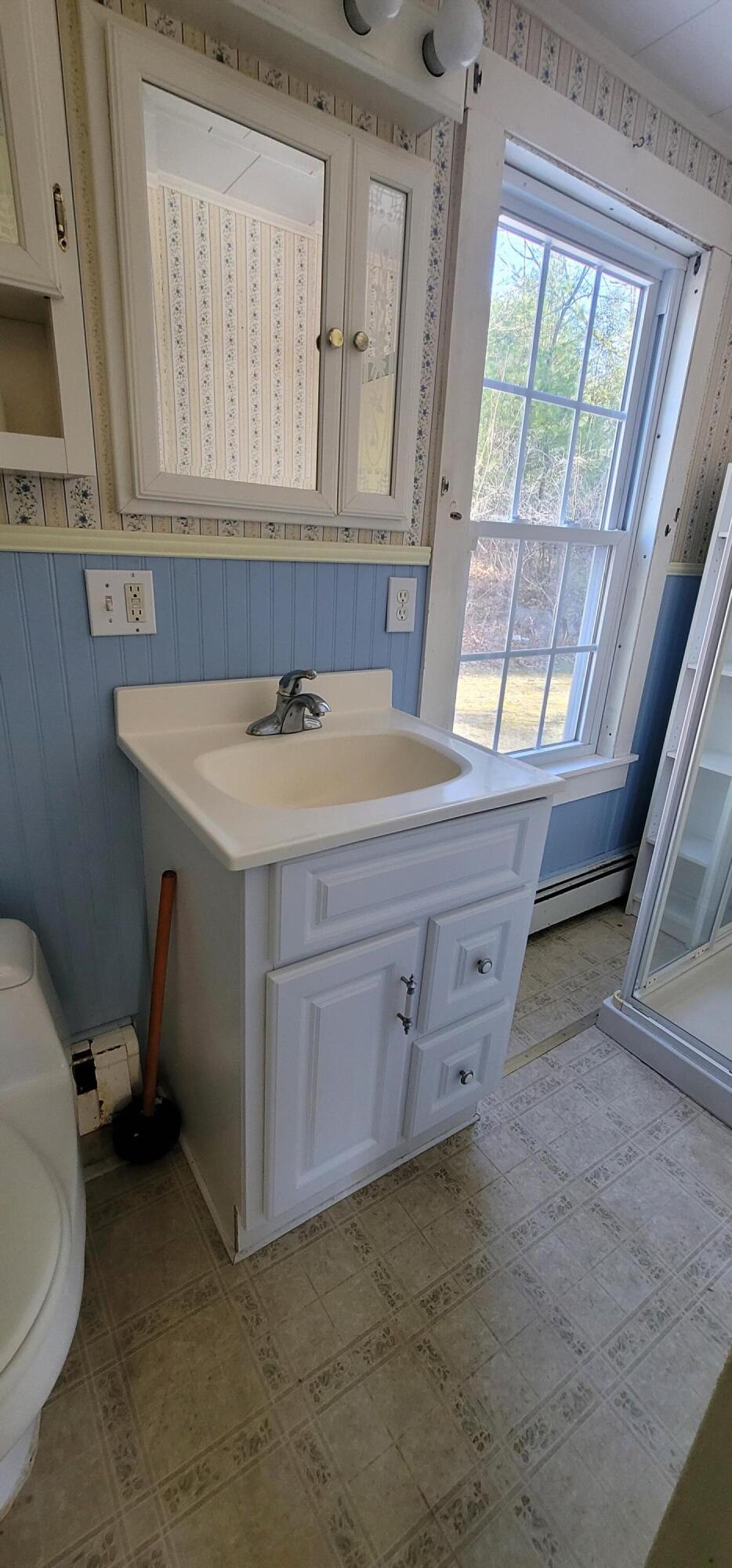 98 Bear Pond Road Turner, ME 04282 - Photo 21 of 56 20221122_103925