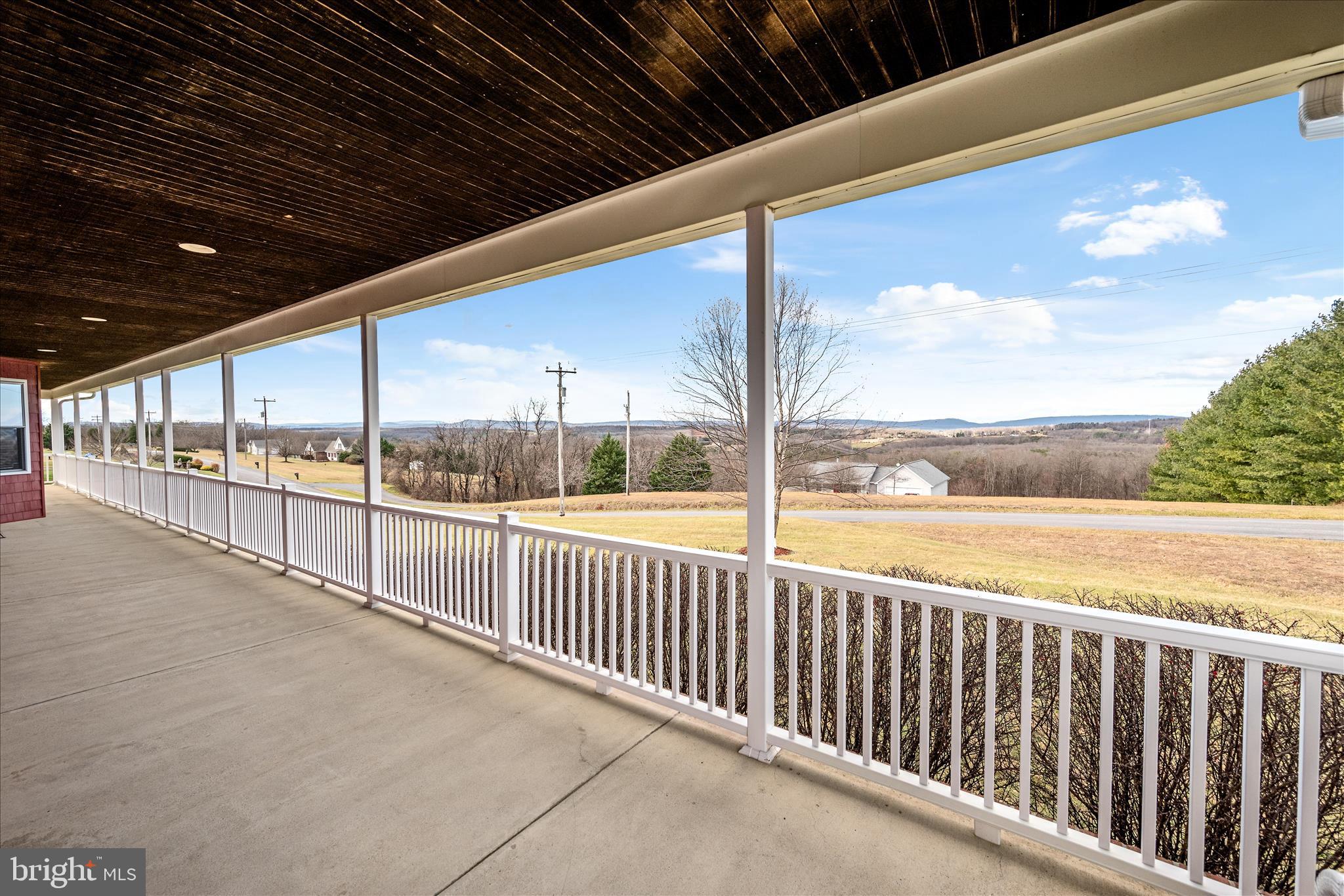 110 Welbourne Lane Gore, VA 22637 - Photo 12 of 108 Porch View
