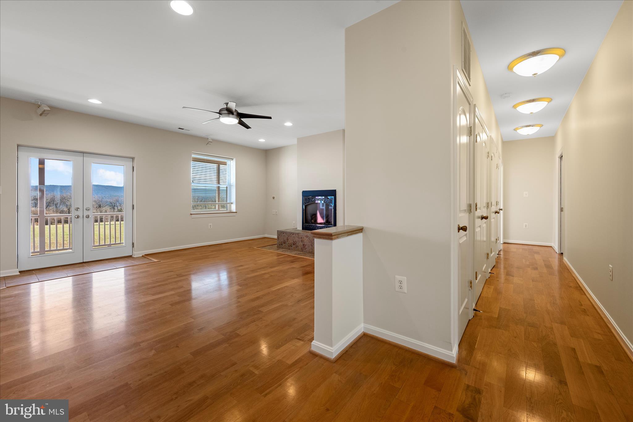 110 Welbourne Lane Gore, VA 22637 - Photo 22 of 108 Living Room