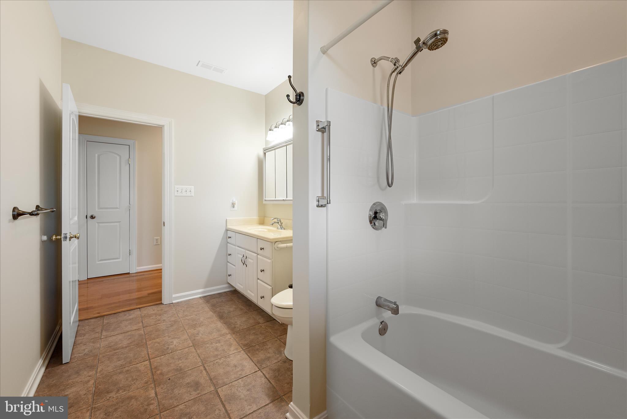 110 Welbourne Lane Gore, VA 22637 - Photo 45 of 108 Bathroom