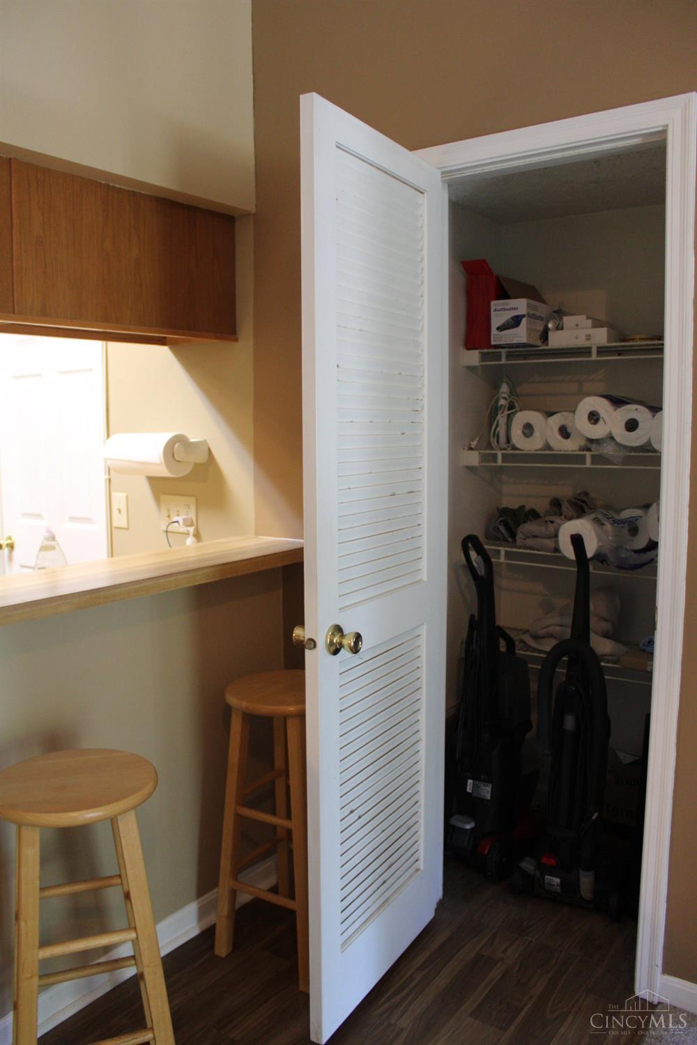 5757 Cheviot Road, Unit 3D Cincinnati, OH 45247 - Photo 10 of 14 Gallery Image 10
